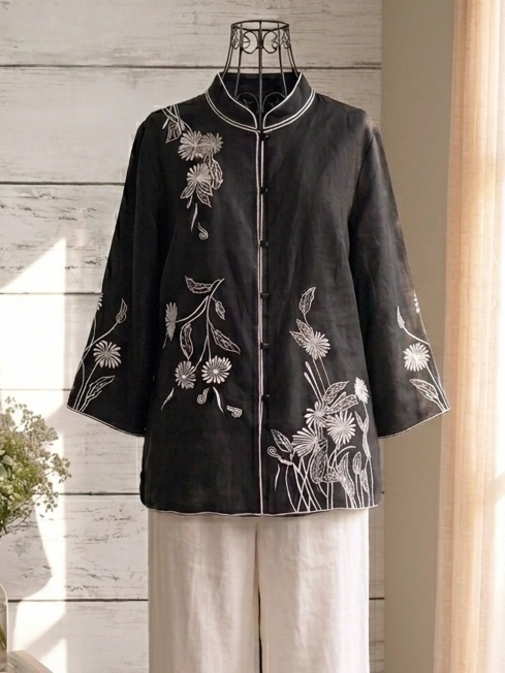 Anne Carson Linen Mandarin Jacket White Floral Embroidery Lagenlook Black 2X NEW